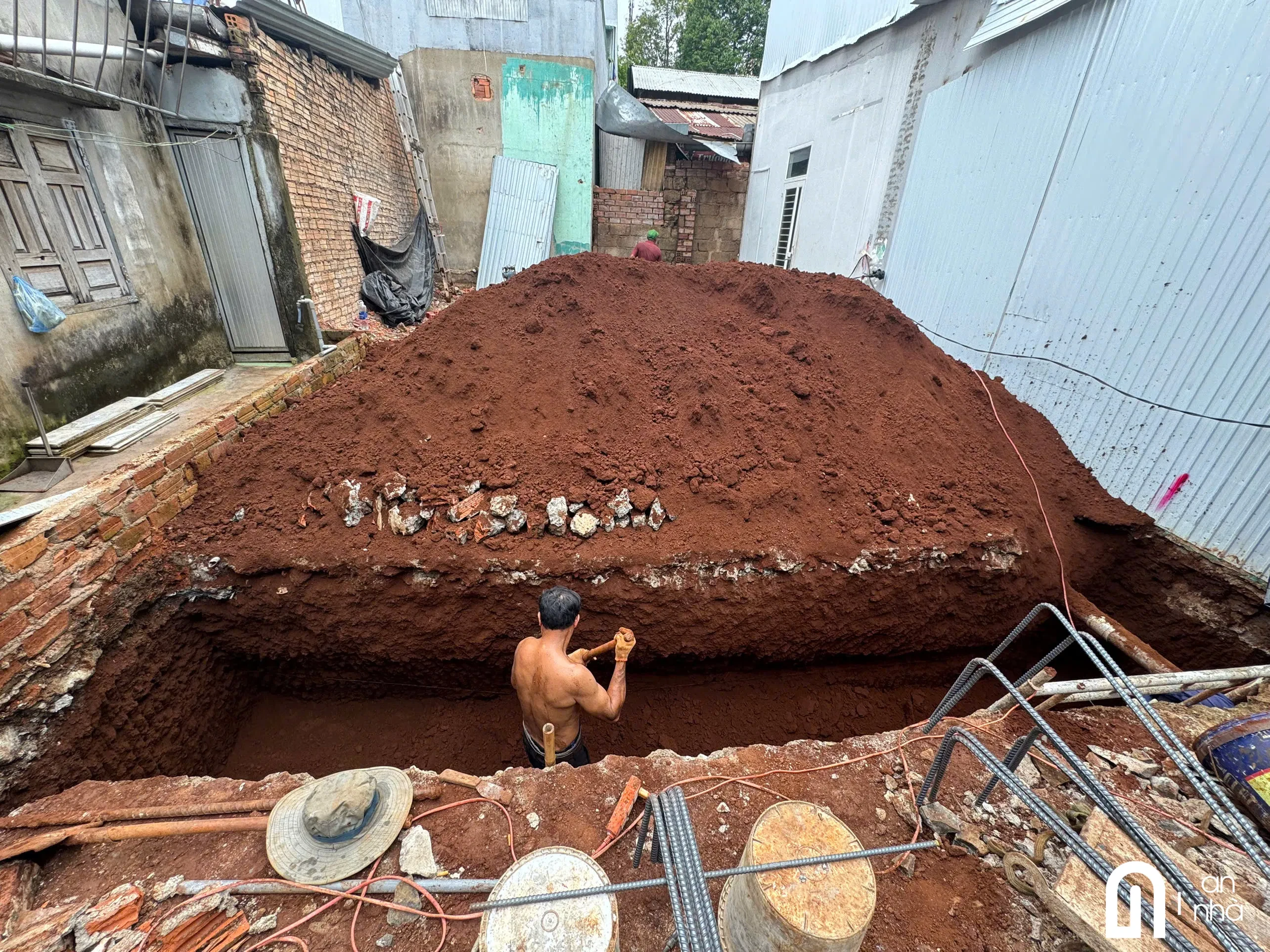 nhat ky thi cong t house daklak_07